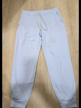 Vuori Womens Performance Joggers In Cloud, Size Small